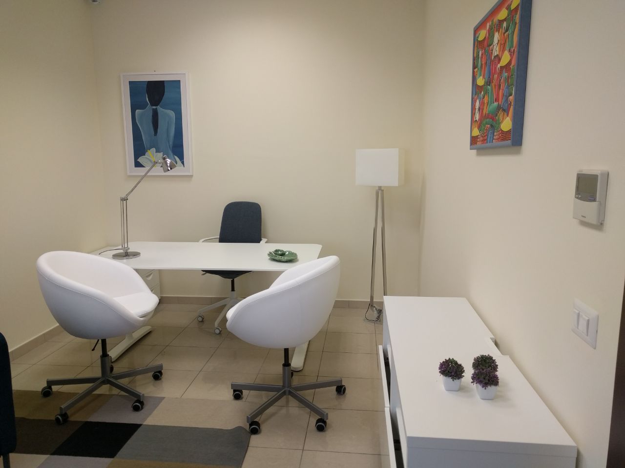 foto_articoli/86d9t8gcj4oejwpo7x4z/Aula nella Caserma di Locri.jpg